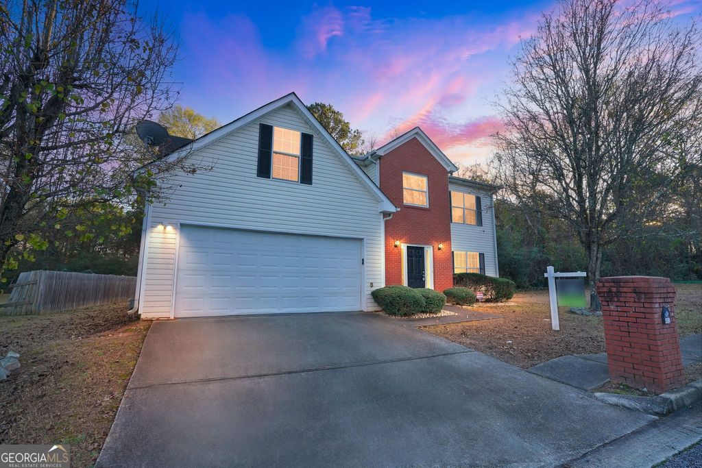 Photo of 6463 Castle Court Way, Lithonia, GA 30058 (MLS # 10657432)