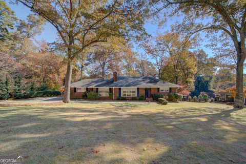Photo of 17 Crestwood Drive SW, Rome, GA 30165 (MLS # 10646107)