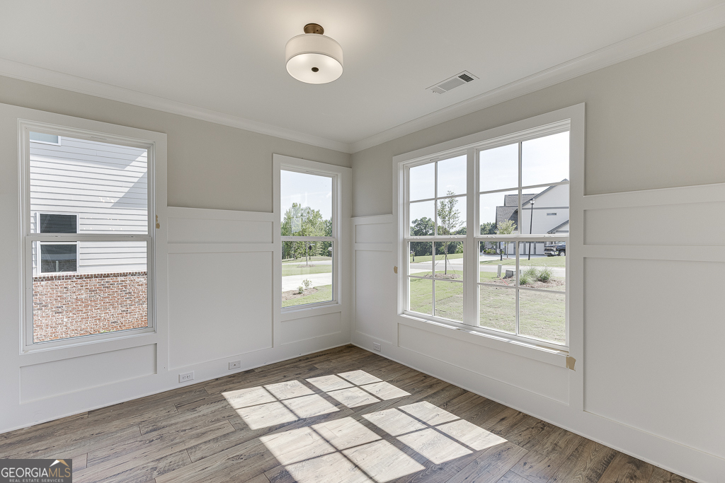 3787 Cheyenne LN