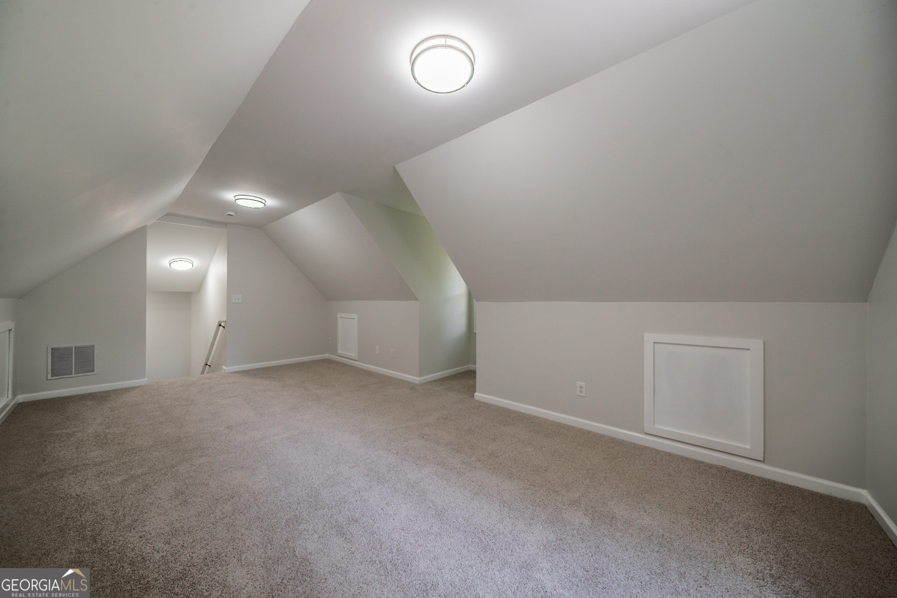 DOUBLE GATE - Residential