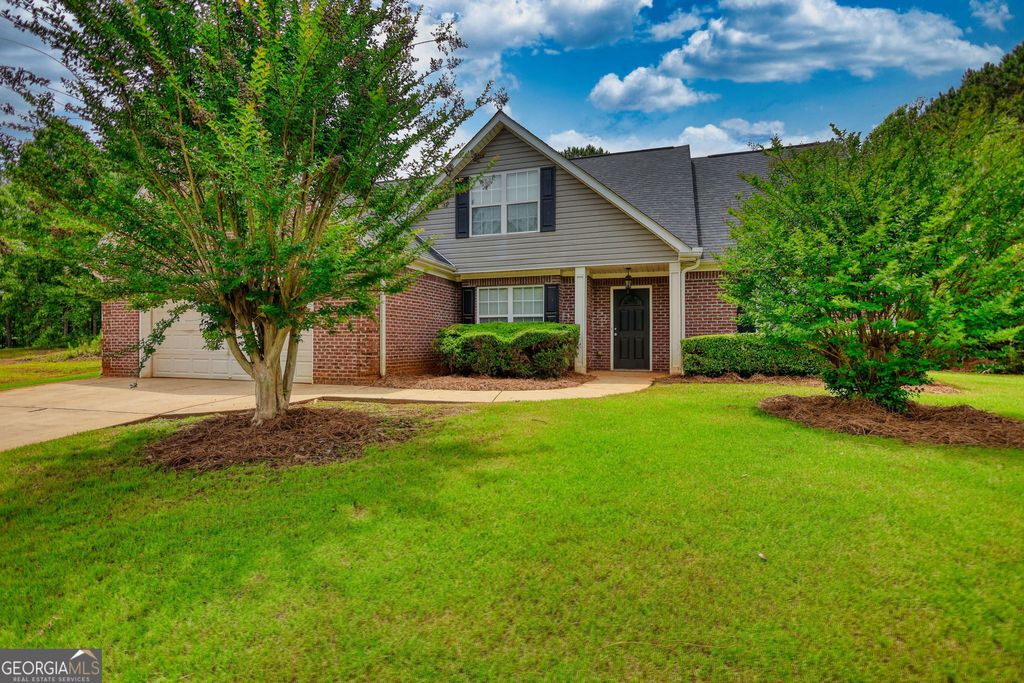 Photo of 35 Wynfield Keep, Covington, GA 30016 (MLS # 10775173)