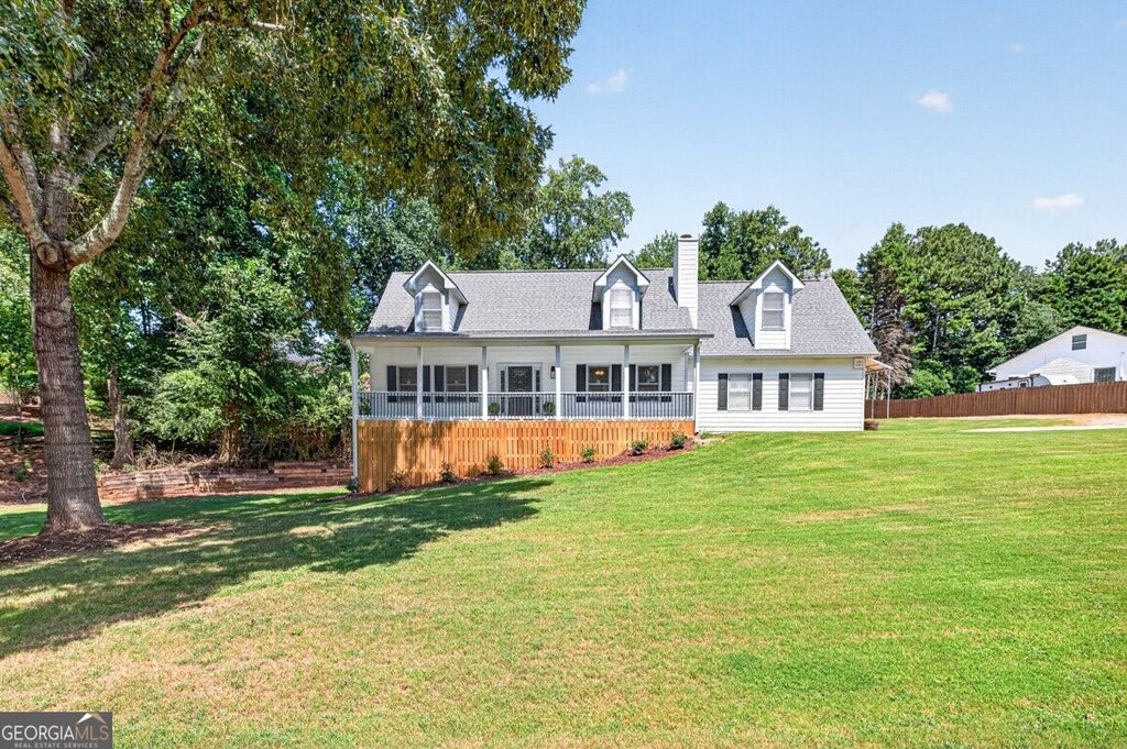 Photo of 5229 Lanton Circle, Gainesville, GA 30504 (MLS # 10837702)