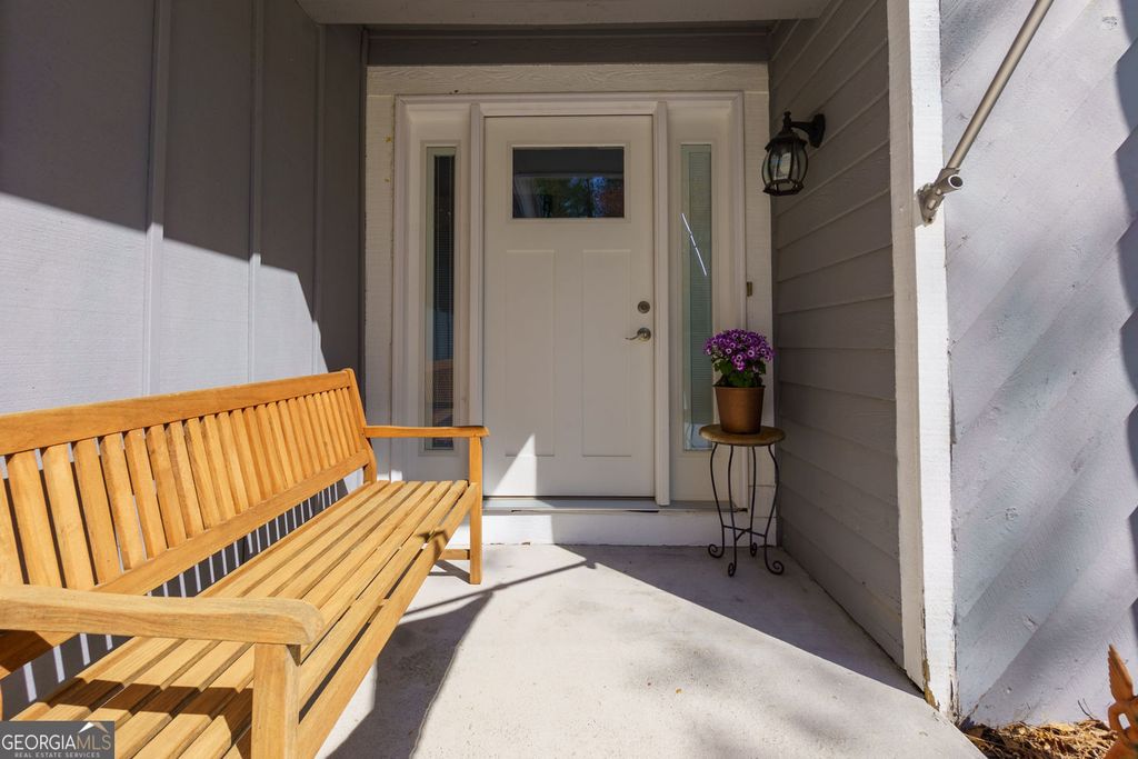 Photo of 2470 Trent Drive, Marietta, GA 30066 (MLS # 10717632)