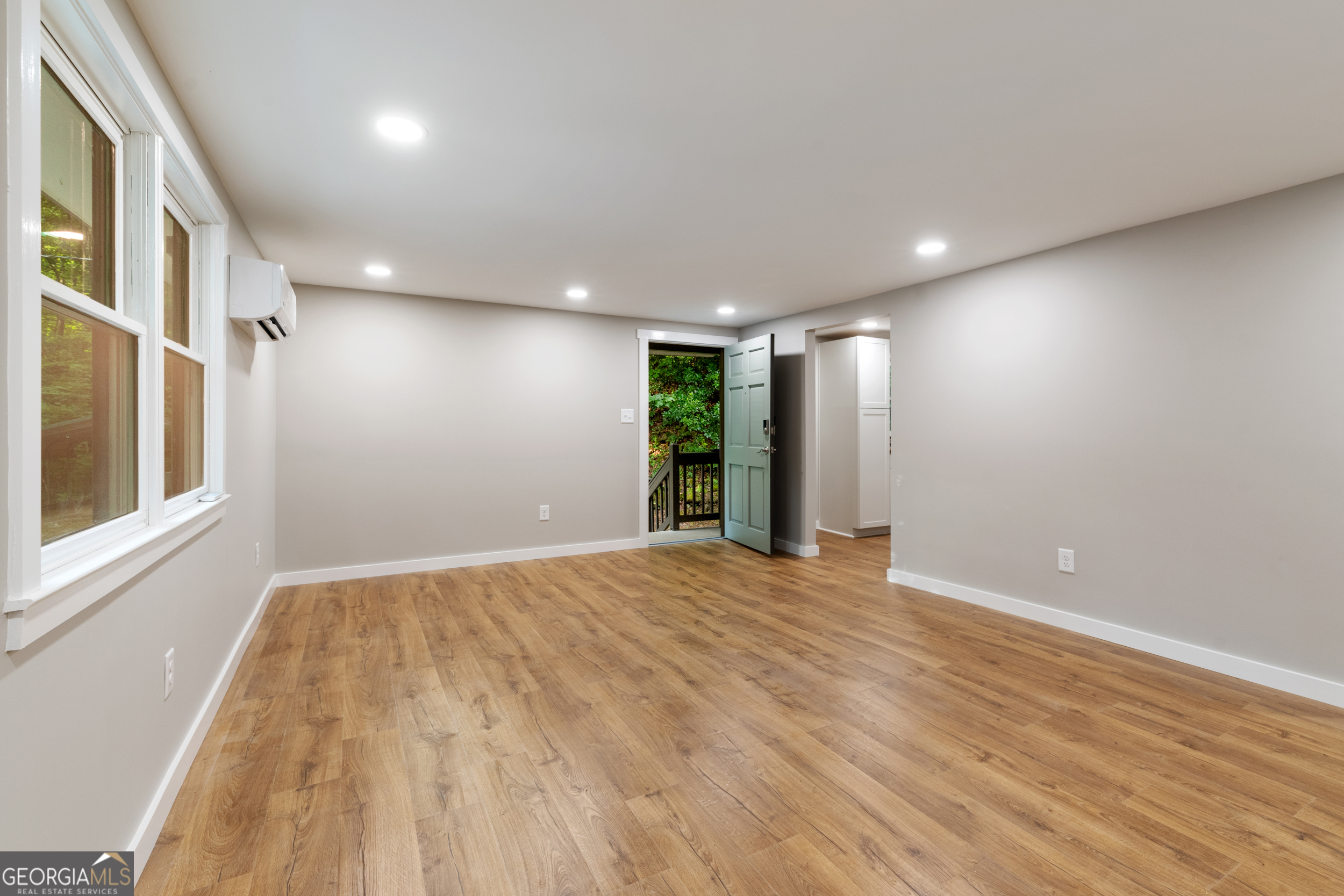 3464 Duncan Bridge RD