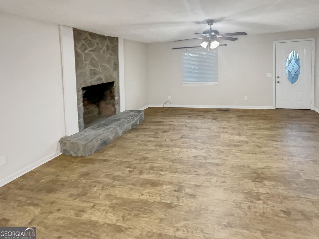 Photo of 5855 W Amalfi Way, Douglasville, GA 30135 (MLS # 10676017)