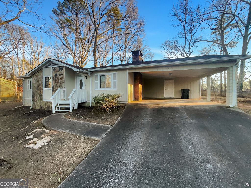 Photo of 5855 W Amalfi Way, Douglasville, GA 30135 (MLS # 10676017)