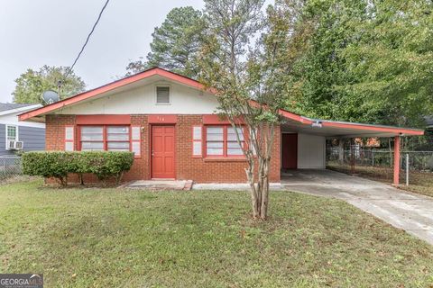 A home in Warner Robins