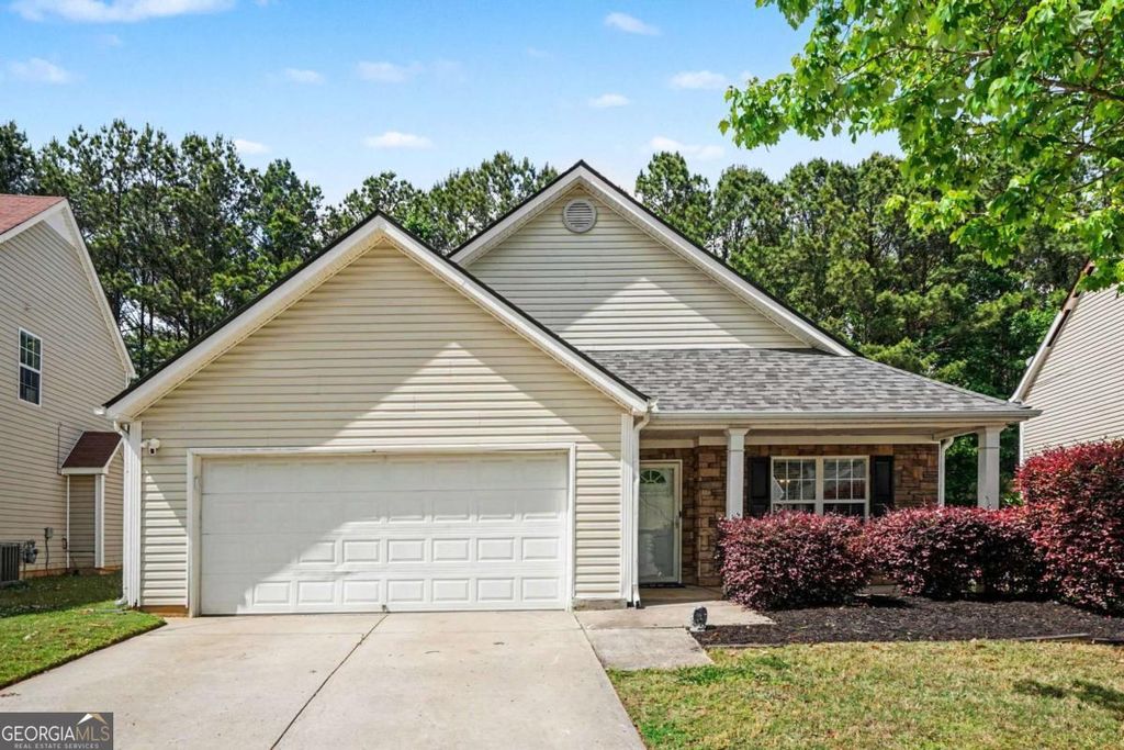Photo of 315 Shadowbrooke Circle, Loganville, GA 30052 (MLS # 10754326)