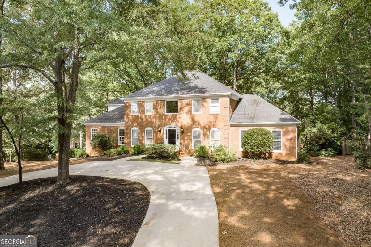 250 Benjamin DR