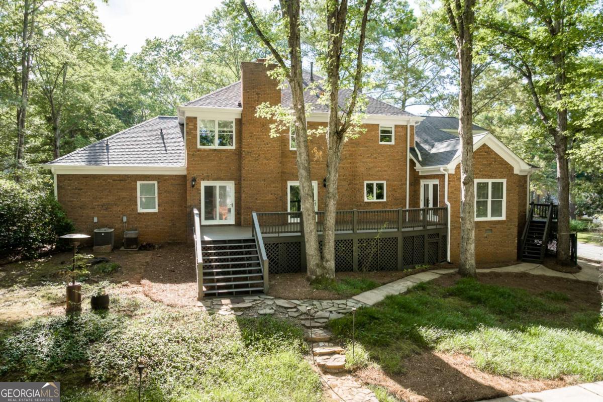 250 Benjamin DR