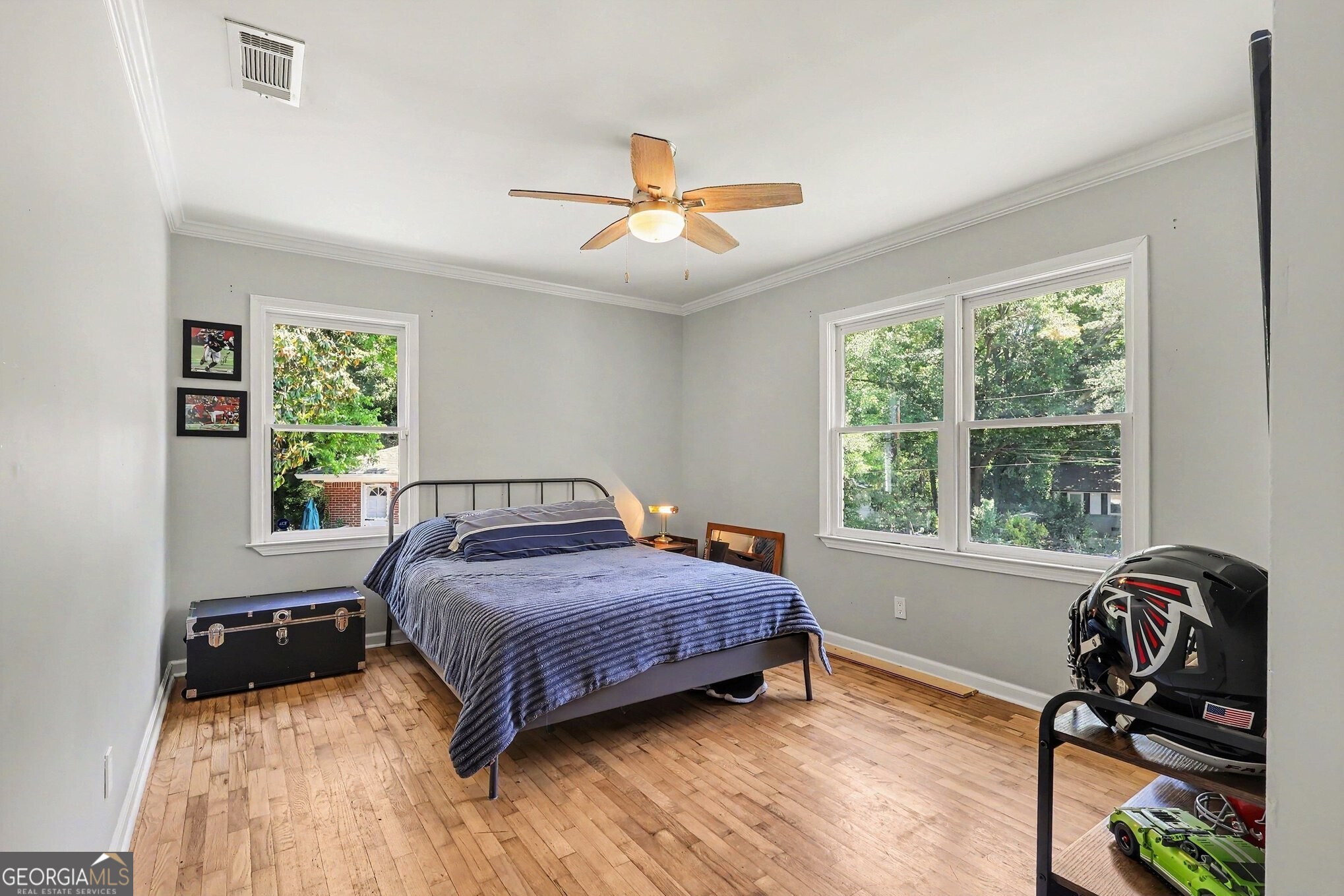 1120 Delores WAY