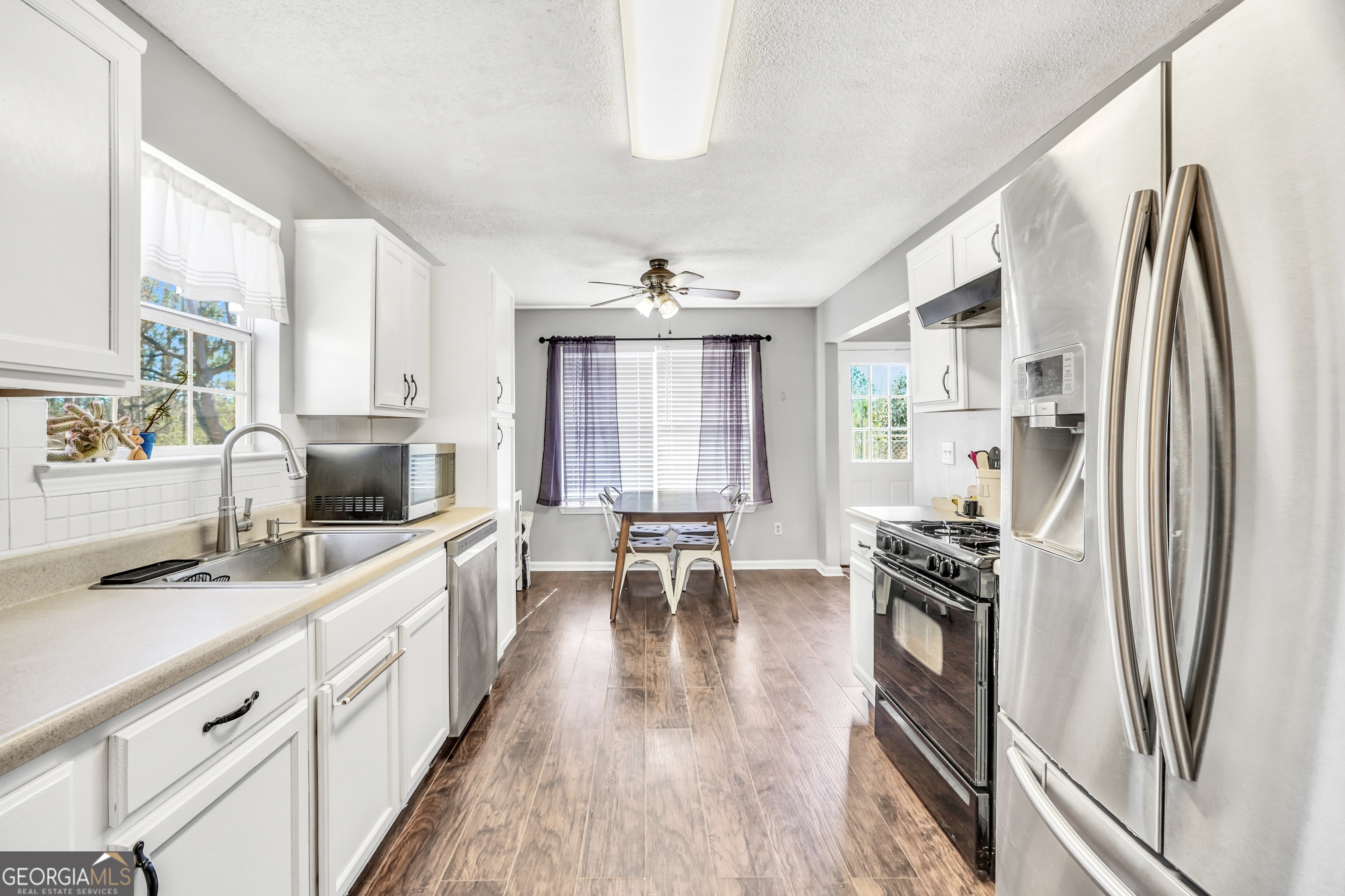 Barnes Station - Residential