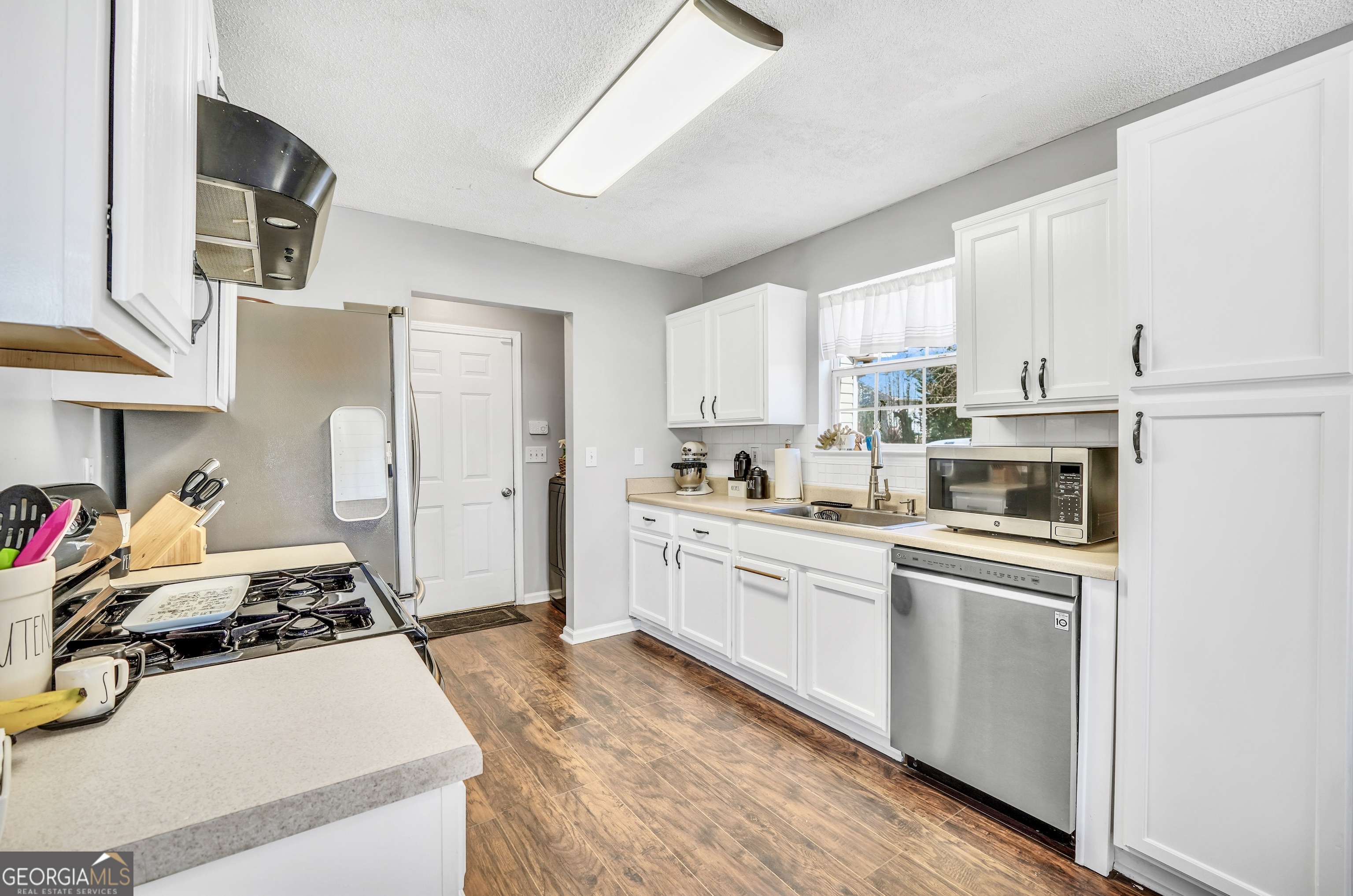 Barnes Station - Residential