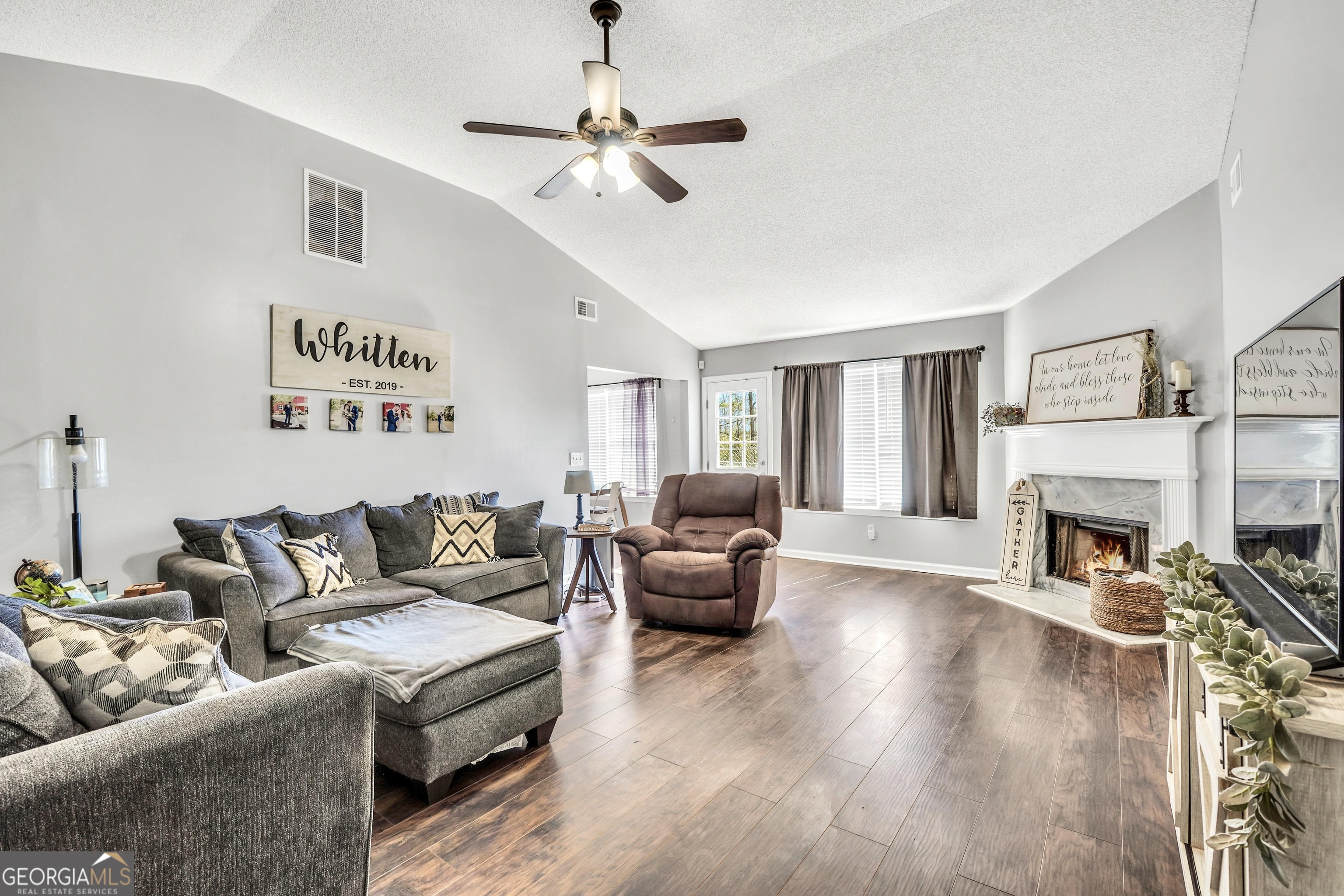 Barnes Station - Residential