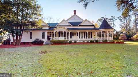 A home in Twin City