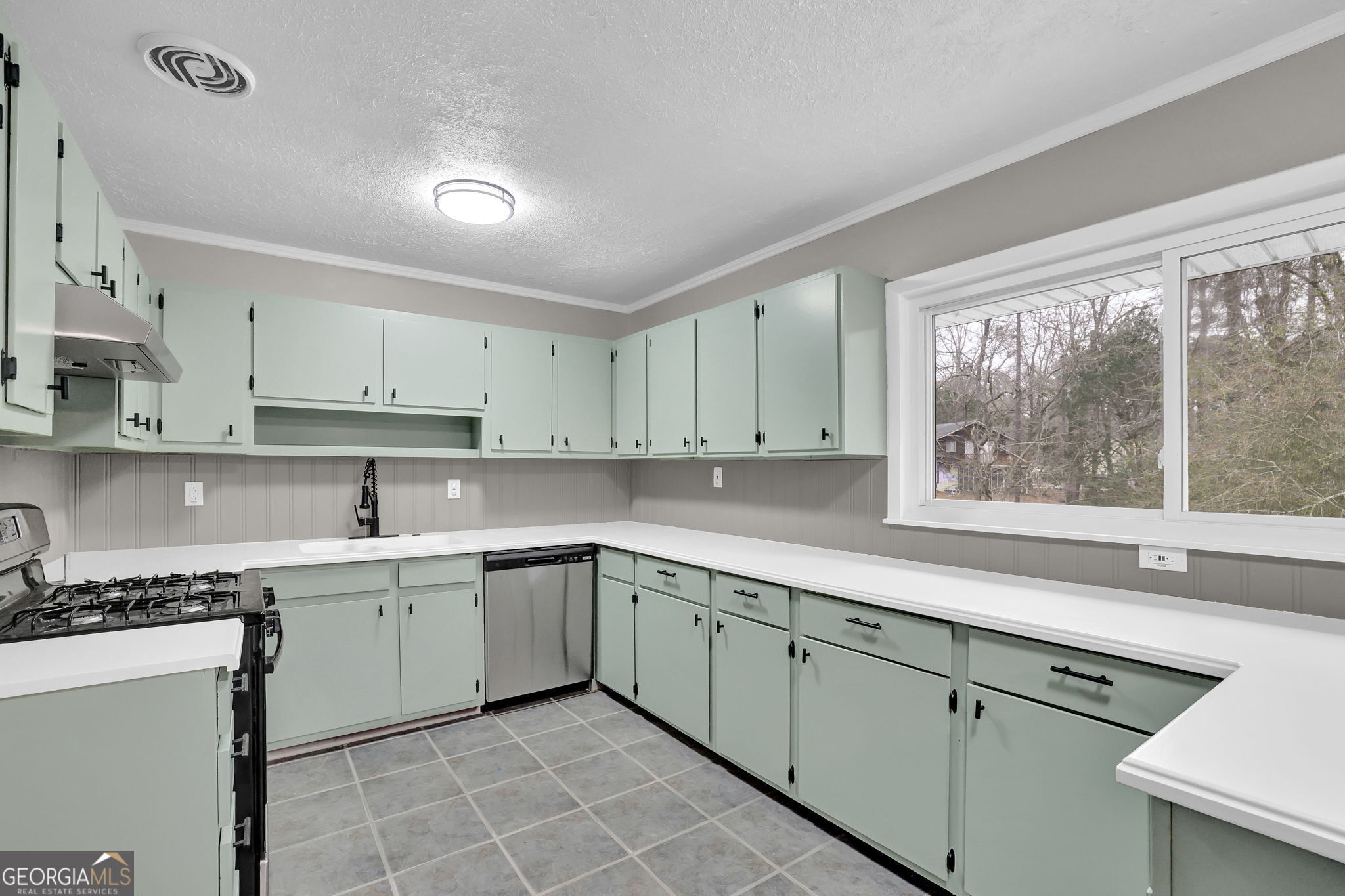 Hollydale - Residential