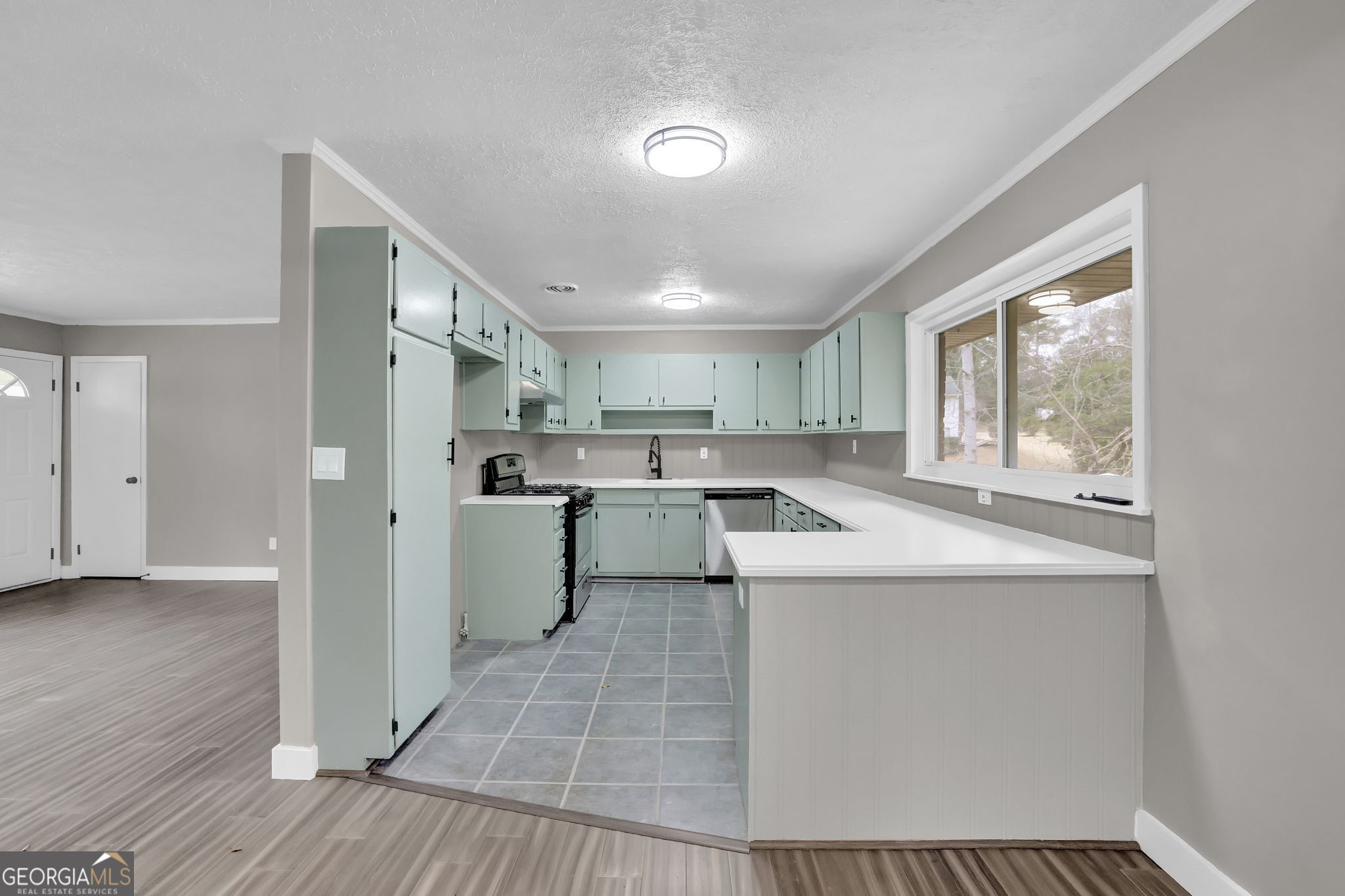 Hollydale - Residential