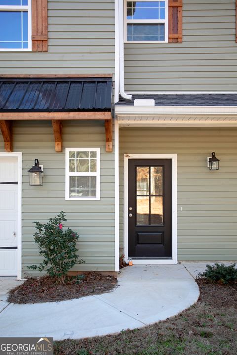 A home in Barnesville