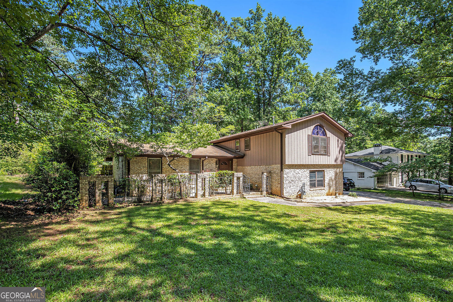 5491 Valley Brook Road Southeast RD SE