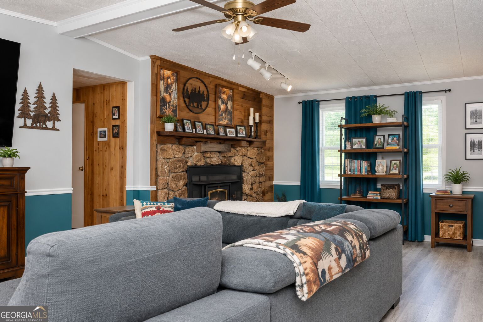 124 Cherokee DR