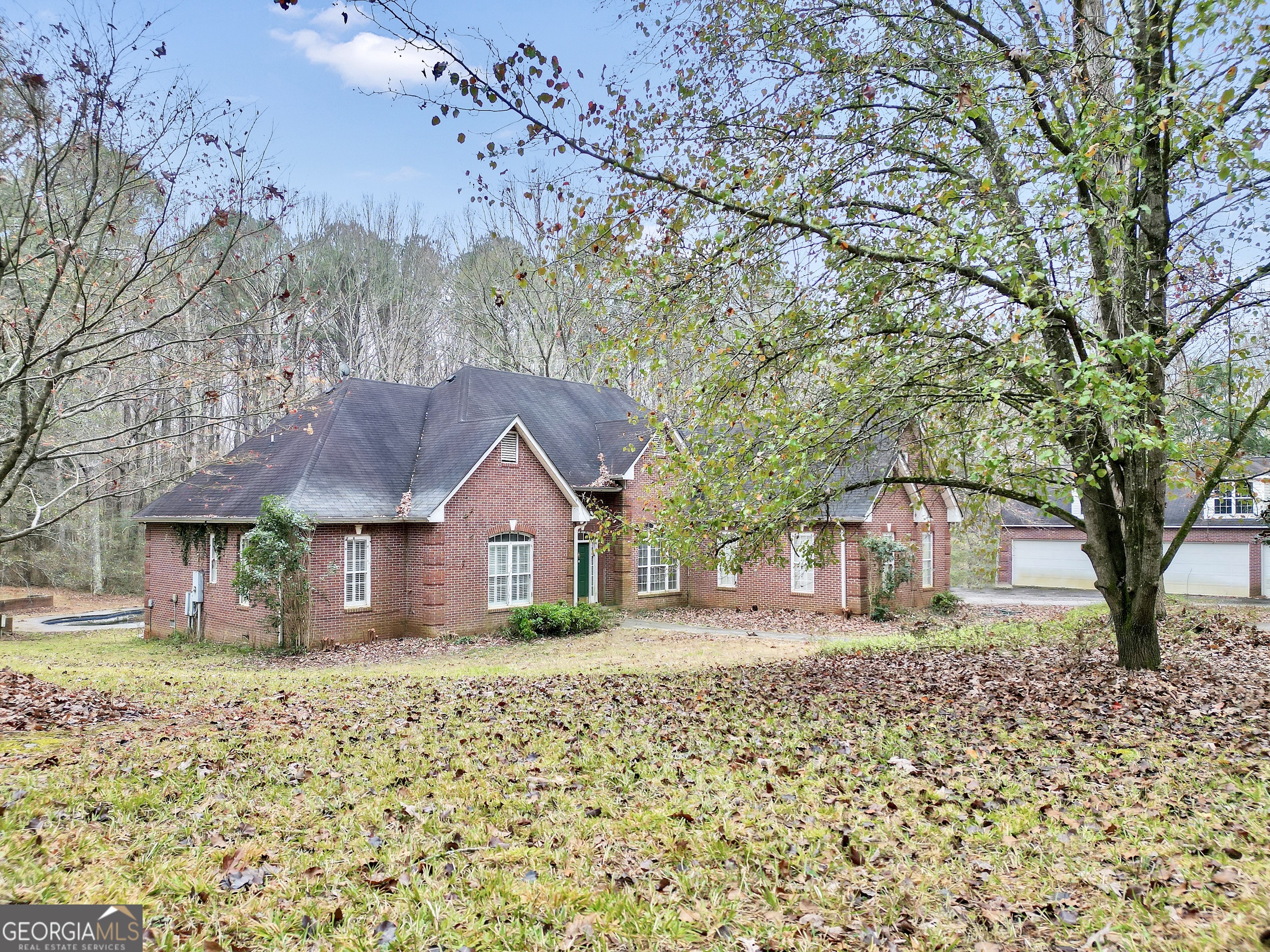 3003 SW East Fairview RD