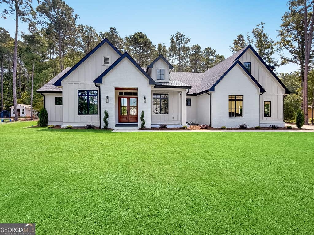 Photo of 138 Chapel Springs Drive, Eatonton, GA 31024 (MLS # 10832216)