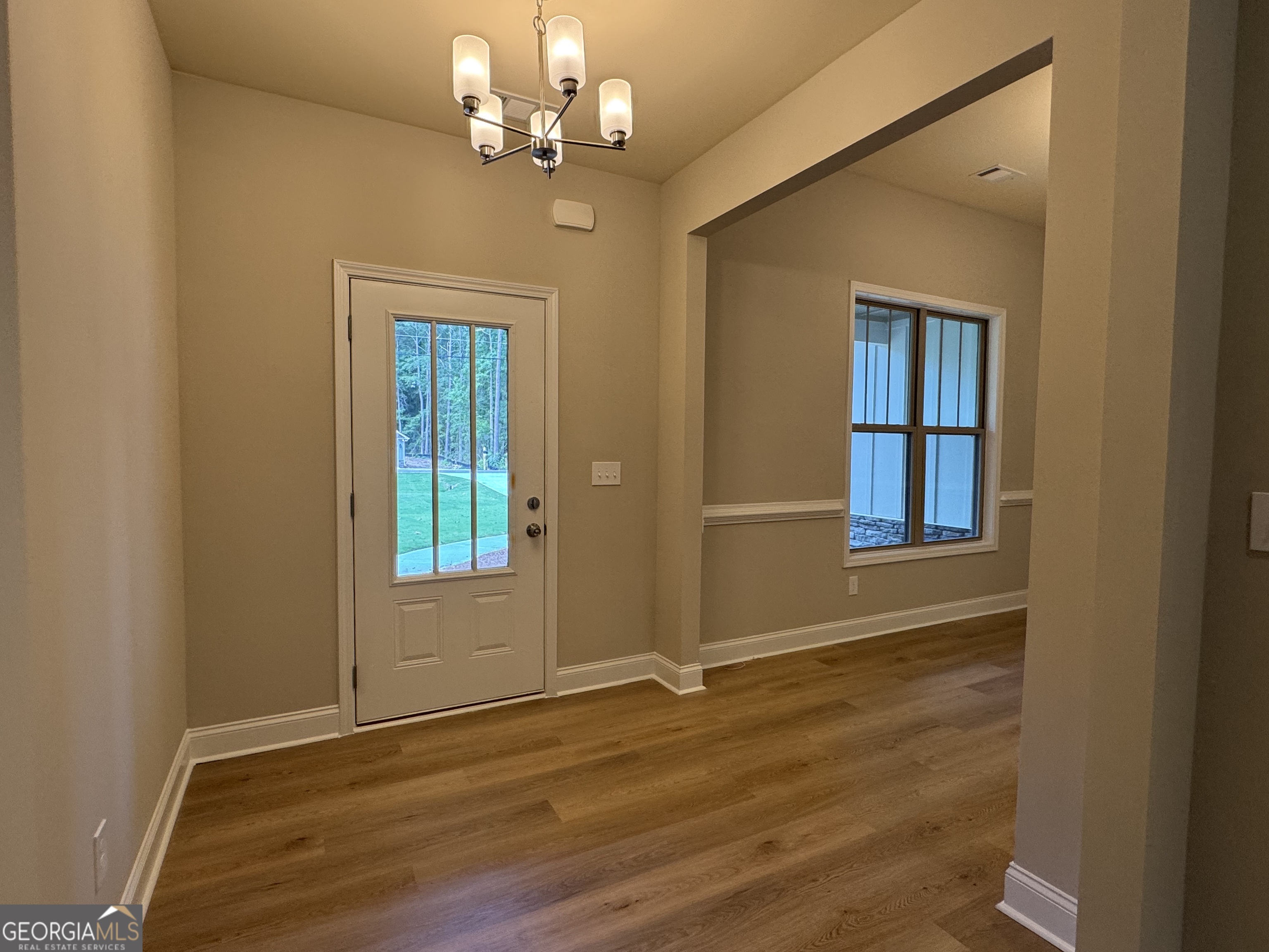 157 Country World DR