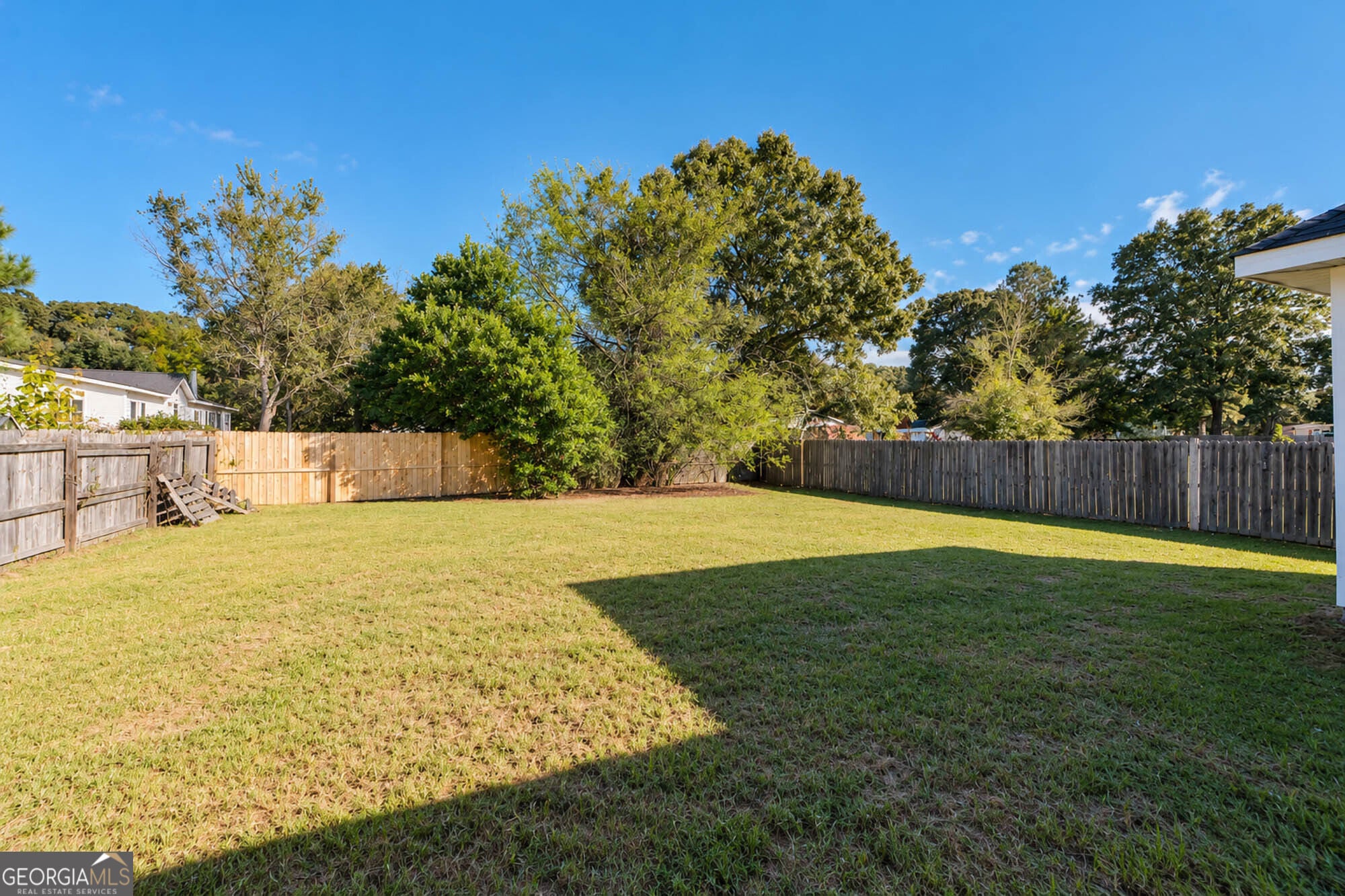 216 Laurel Woods DR