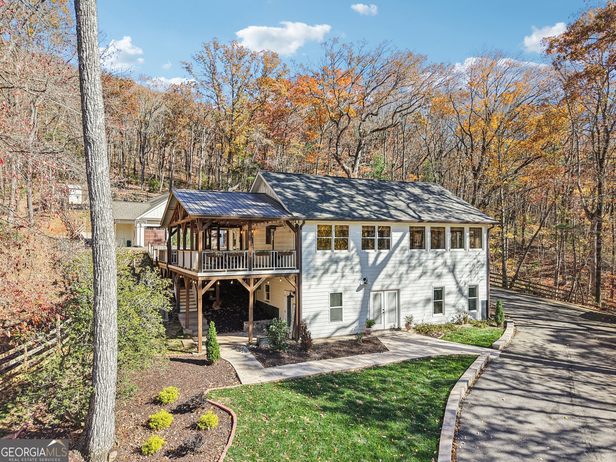 105 Thurmond Walker RD