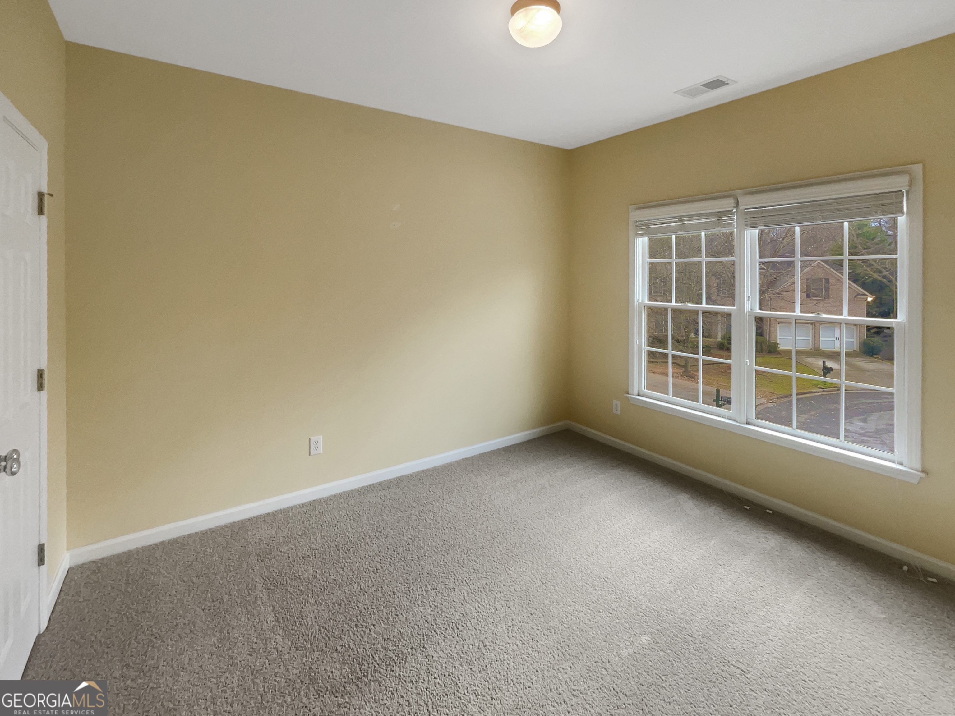 5675 Coopers Glen CT SW