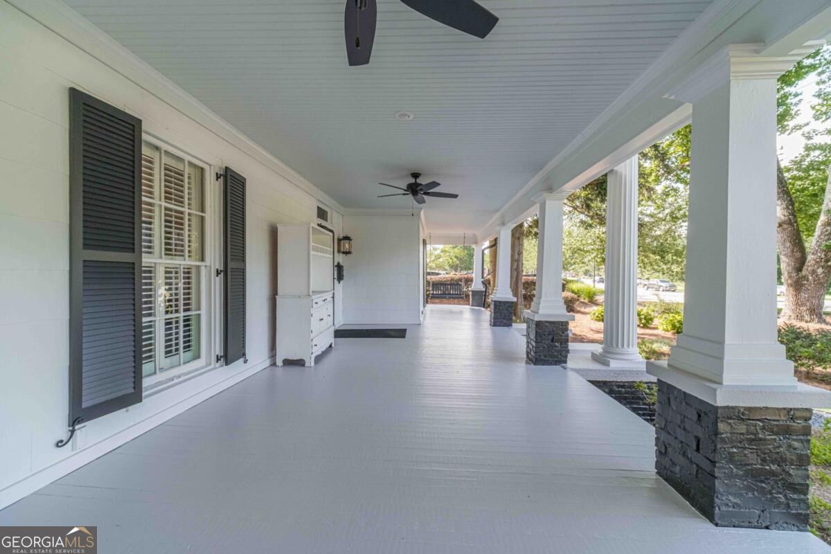 2037 Grayson Highway