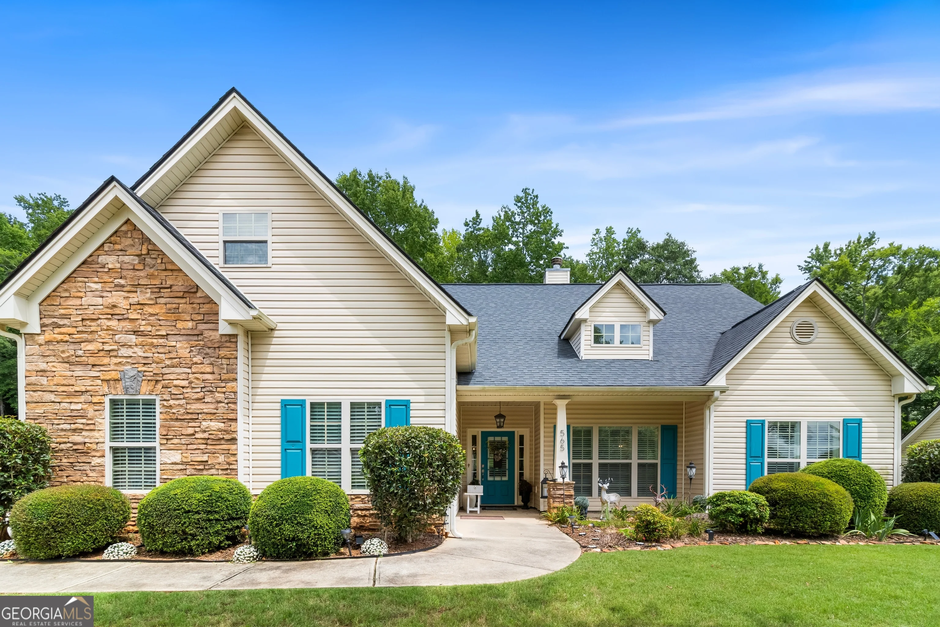 565 Jefferson Walk Circle