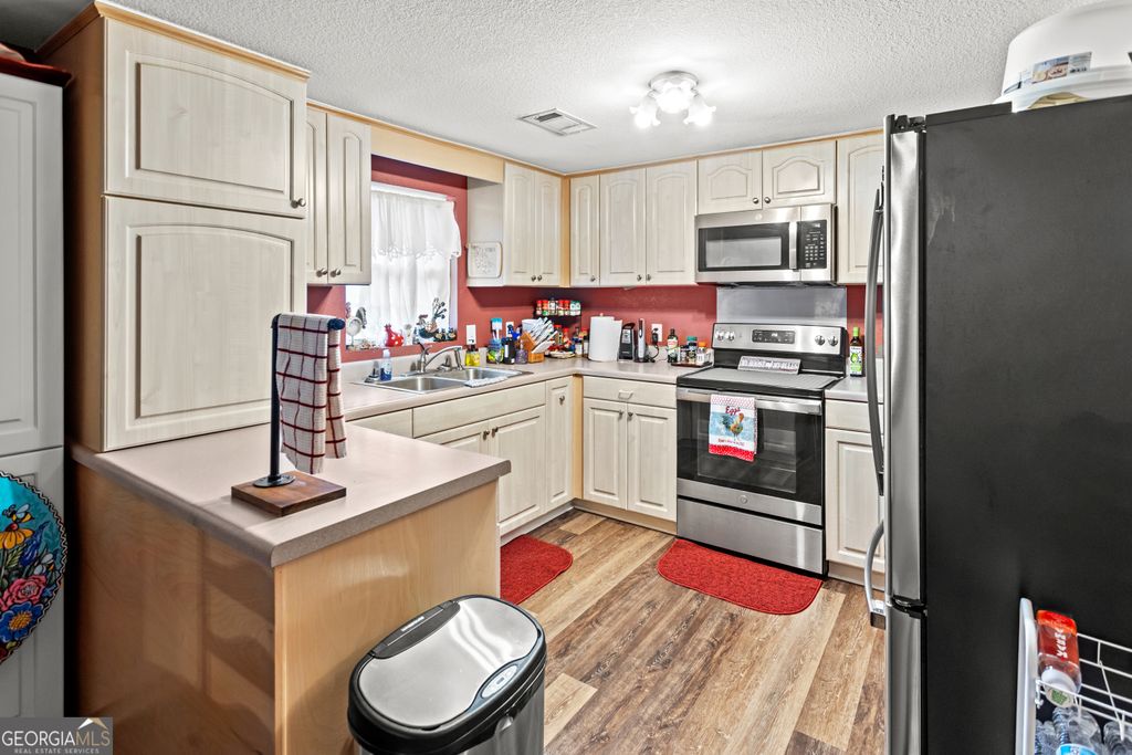 Photo of 2879 Harden Chapel RD, LYONS, GA 30436 (MLS # 10762686)