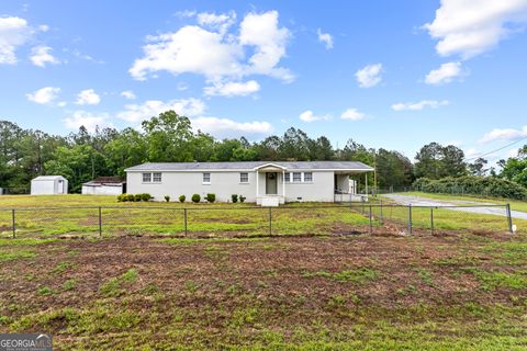 2879 Harden Chapel LYONS GA 30436