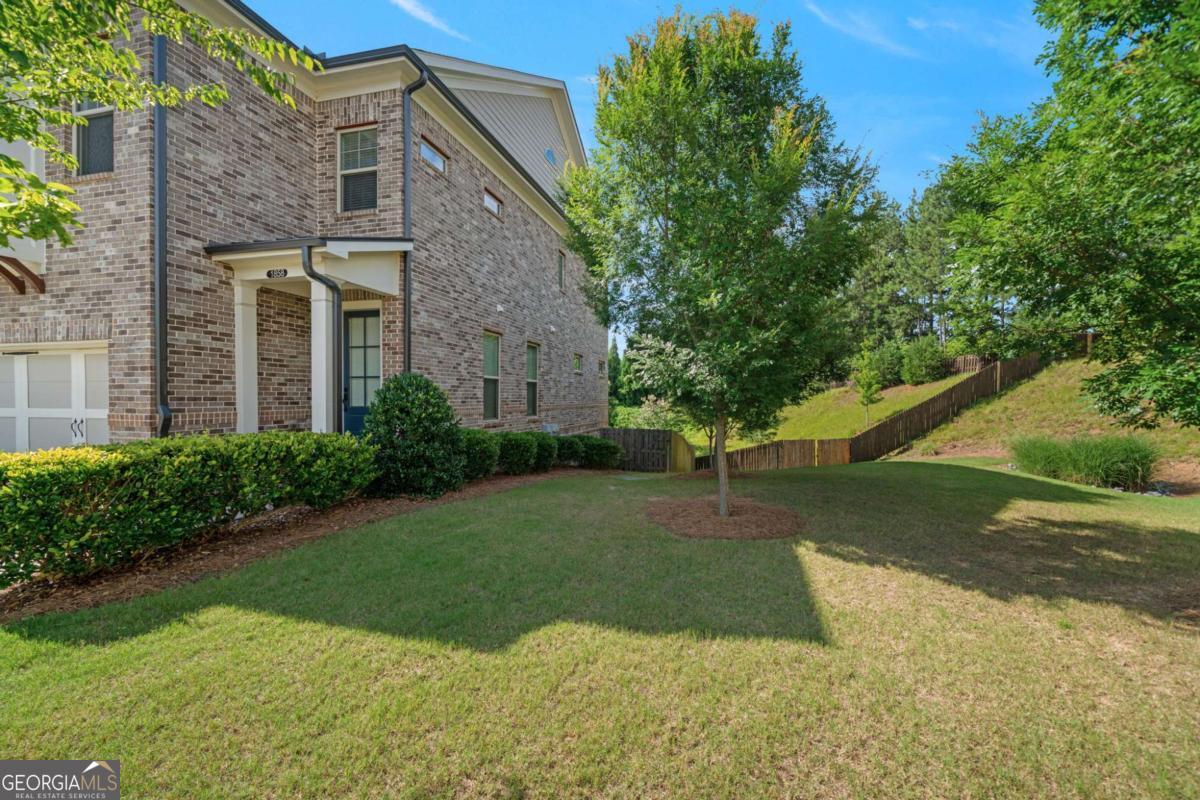 1858 Glenview Park CIR