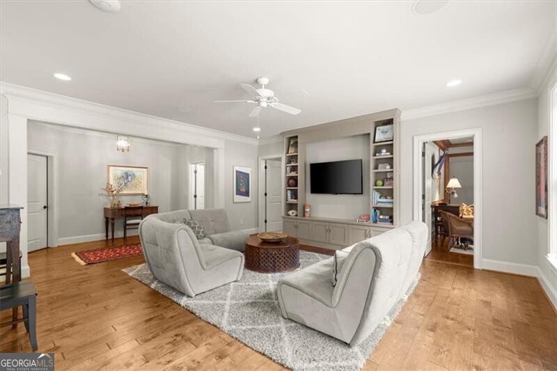 Milton, Georgia 30004, United States, 6 Bedrooms Bedrooms, ,7 BathroomsBathrooms,Residential,Pending,46254