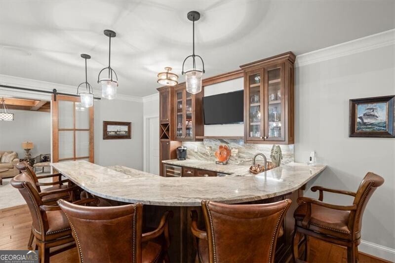 Milton, Georgia 30004, United States, 6 Bedrooms Bedrooms, ,7 BathroomsBathrooms,Residential,Pending,46254