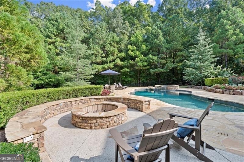 Milton, Georgia 30004, United States, 6 Bedrooms Bedrooms, ,7 BathroomsBathrooms,Residential,Pending,46254