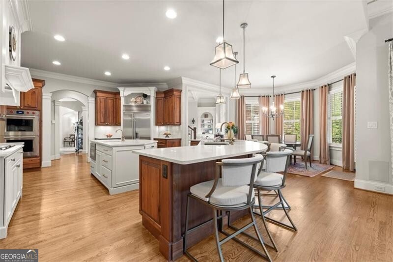 Milton, Georgia 30004, United States, 6 Bedrooms Bedrooms, ,7 BathroomsBathrooms,Residential,Pending,46254