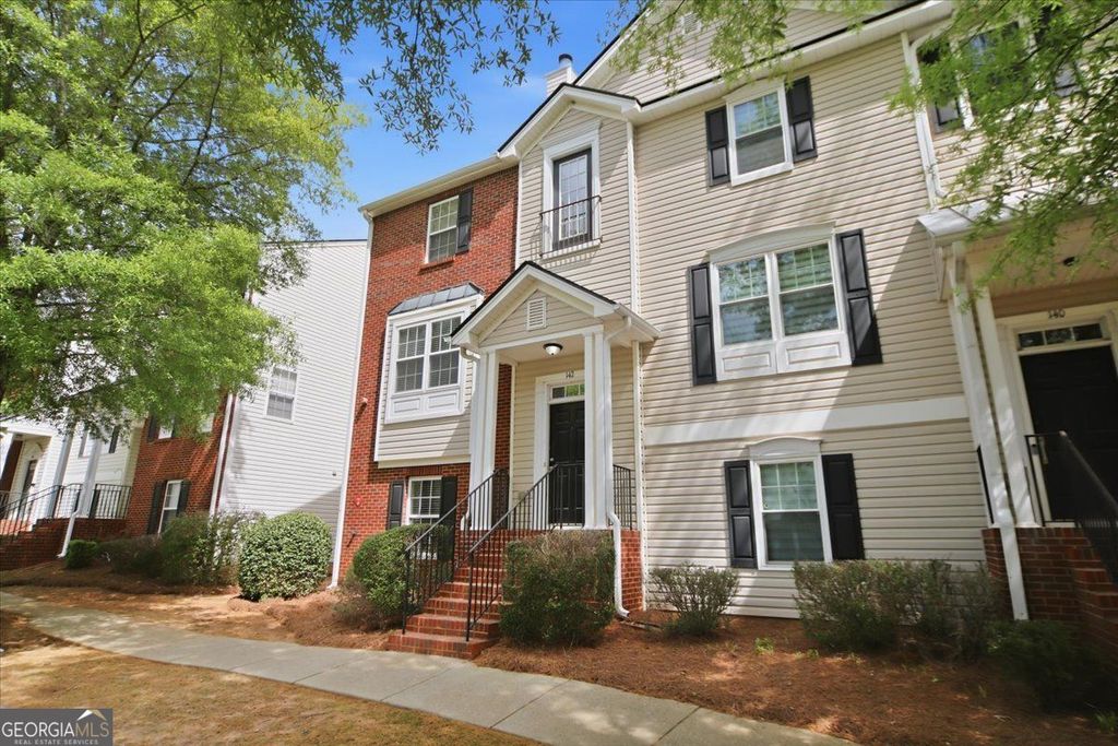 Photo of 142 Weatherstone Square Drive, Woodstock, GA 30188 (MLS # 10725124)