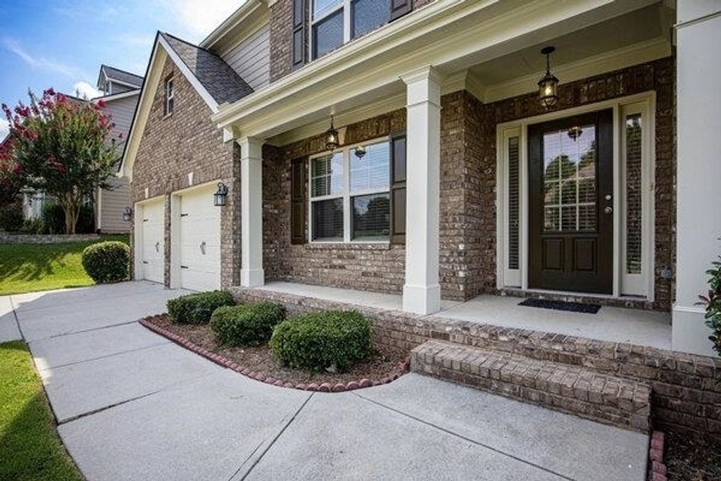 Photo of 2295 Manor View, Cumming, GA 30041 (MLS # 10671701)