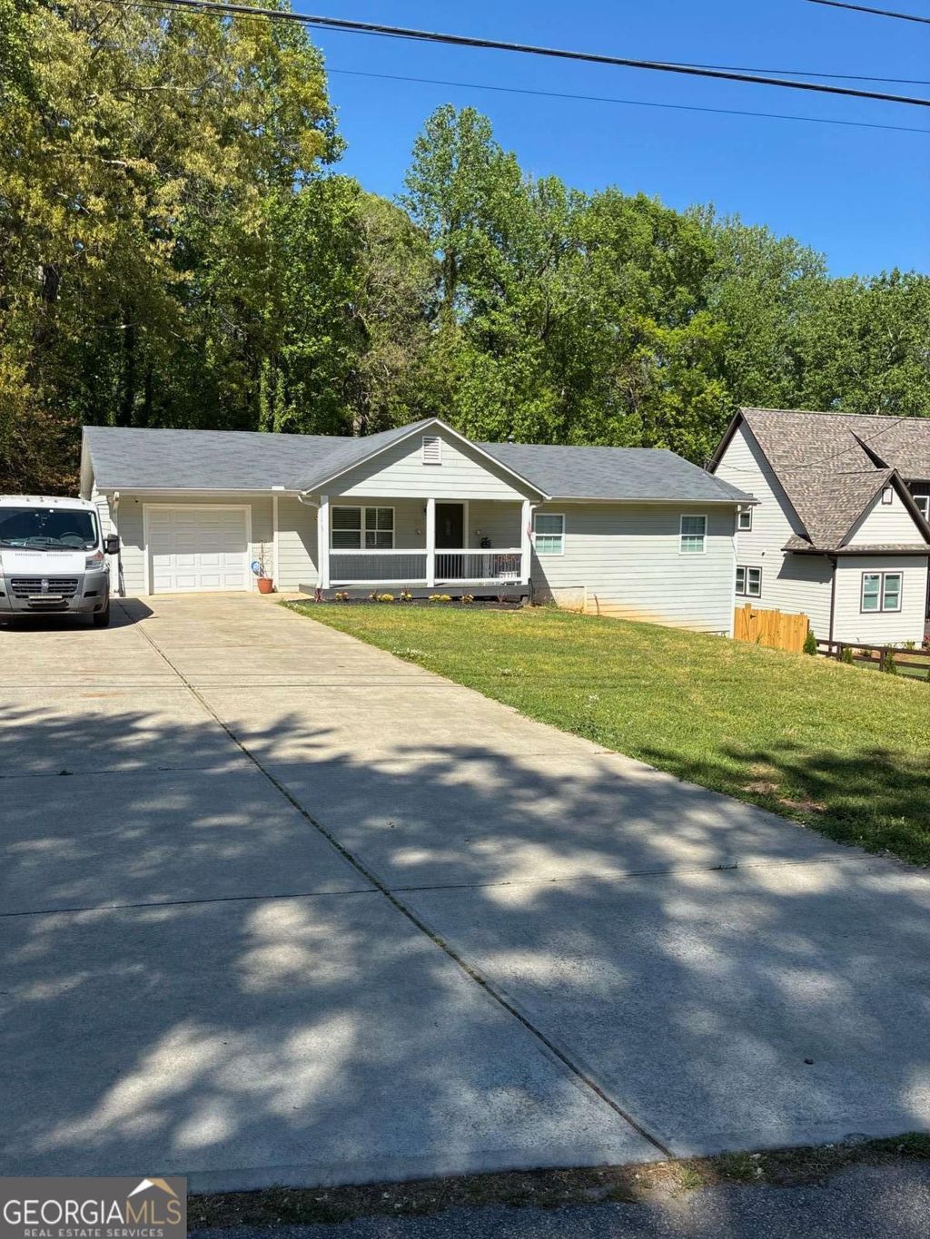 Photo of 4567 Duncan Drive, Sugar Hill, GA 30518 (MLS # 10736322)