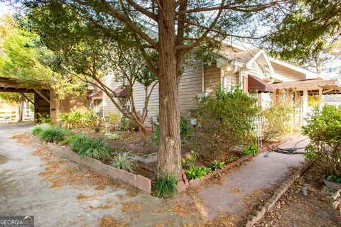 A home in Blackshear