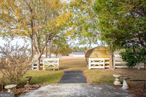 A home in Blackshear