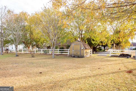 A home in Blackshear