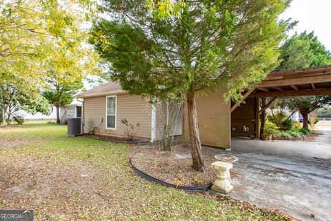 A home in Blackshear