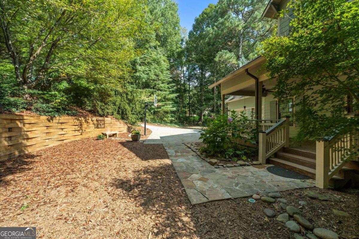 240 PROSPECTOR WAY