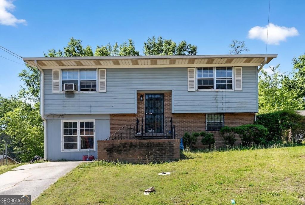 Photo of 4060 Codel Street SW, Atlanta, GA 30331 (MLS # 10772571)