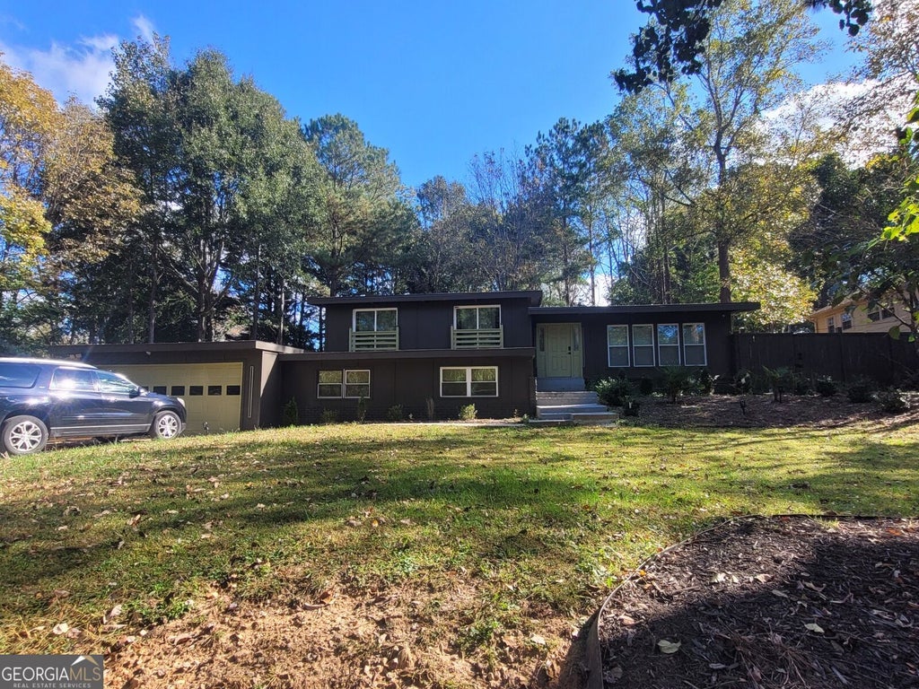 Photo of 5169 5606 Chalet Ct, Dunwoody, GA 30360 (MLS # 10879693)