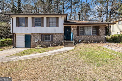 989 Queen Elizabeth WAY Morrow GA 30260